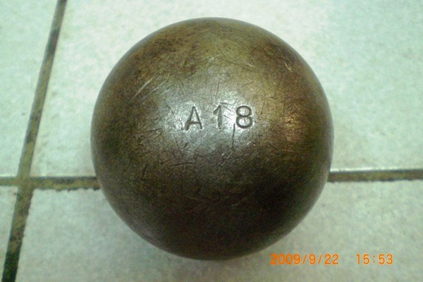 WD40-3.JPG 滾球的磨損與維護保養WD40-3.JPG