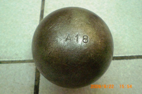 WD40-4.JPG 滾球的磨損與維護保養WD40-4.JPG