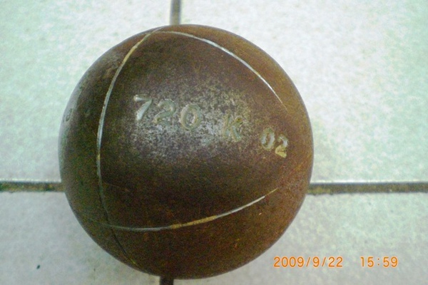 WD40-9.JPG 滾球的磨損與維護保養WD40-9.JPG