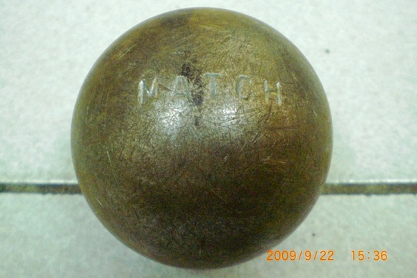 S-1.JPG 滾球的磨損與維護保養S-1.JPG