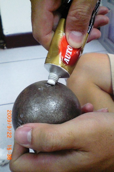 S-2.JPG 滾球的磨損與維護保養S-2.JPG