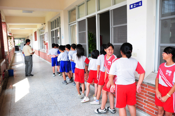 圖五.JPG 屏東縣潮和國小法式滾球隊側寫